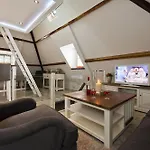 Aparthotel Het Ketelhuis 4*